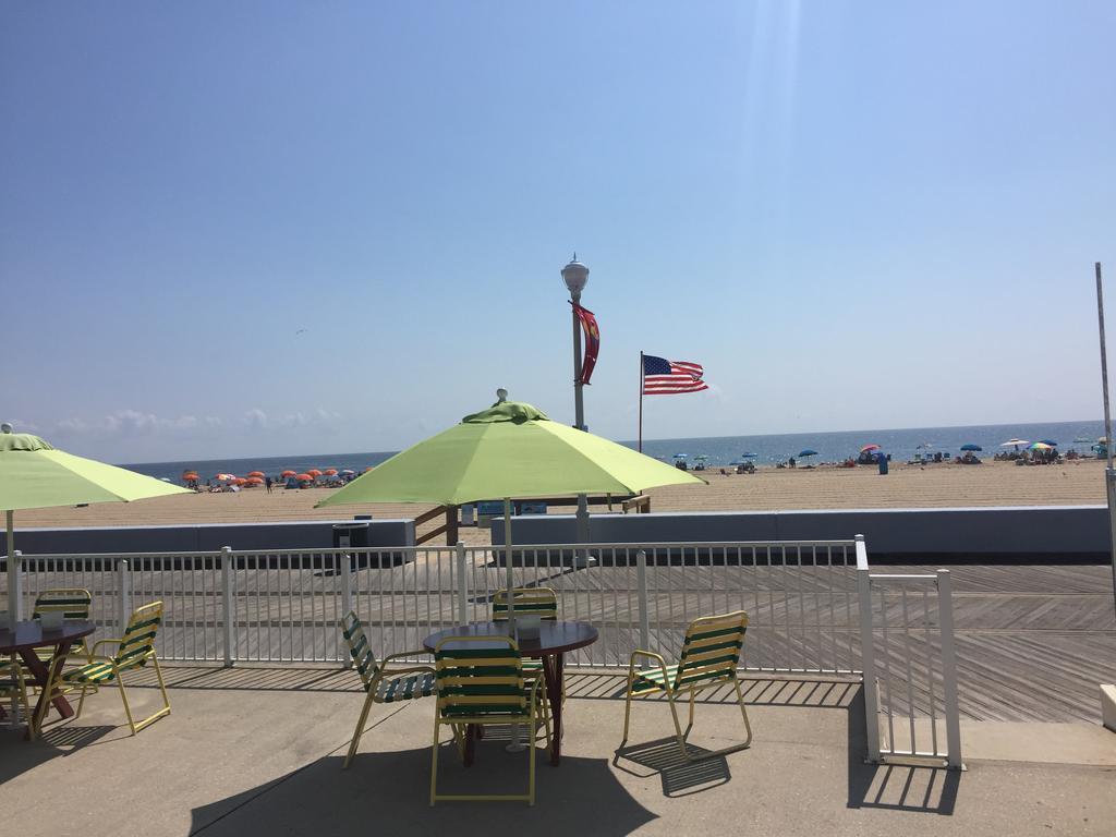 Fish Tales Boardwalk Inn & Ocean Mecca Motel Ocean City Extérieur photo