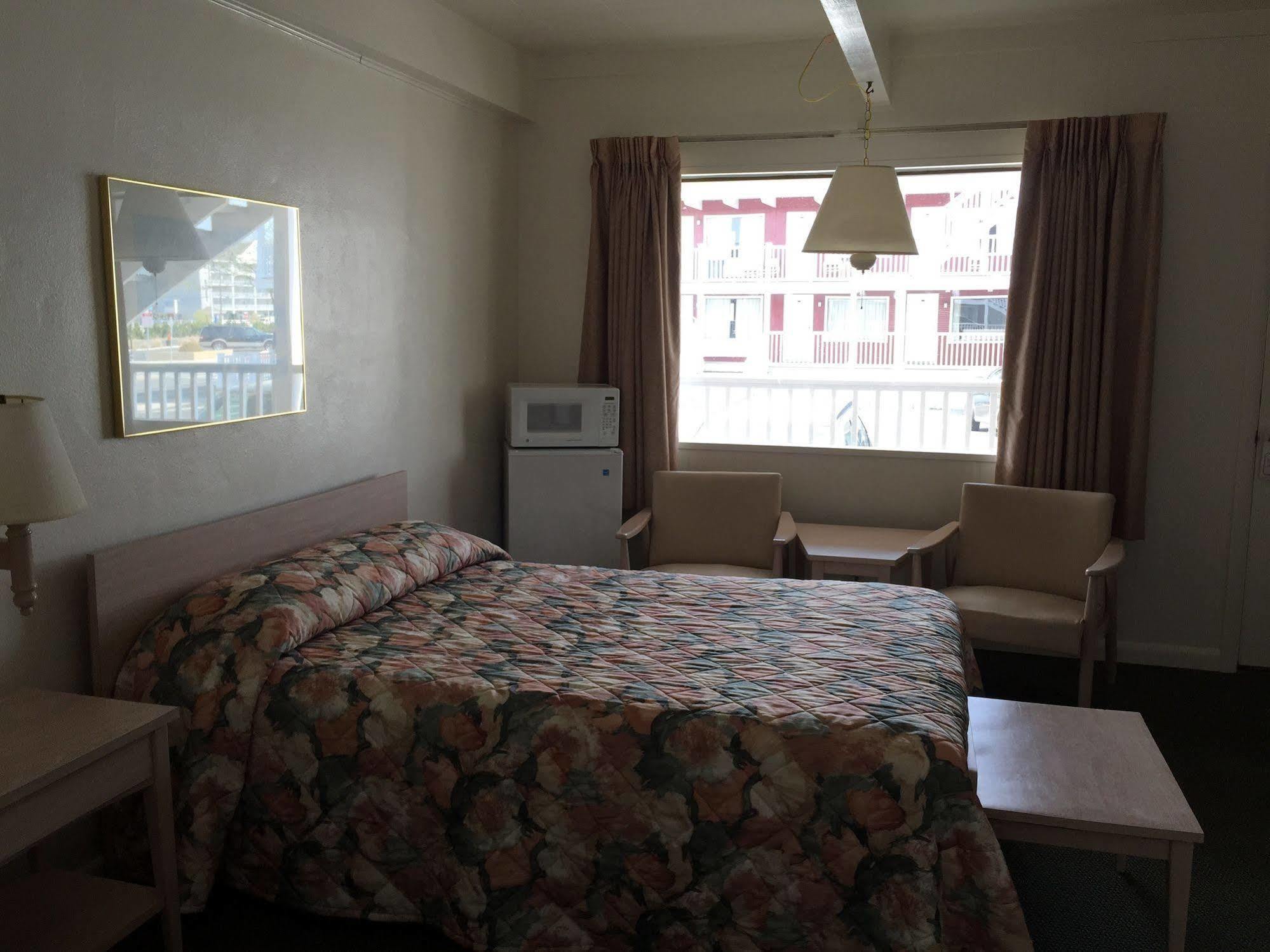 Fish Tales Boardwalk Inn & Ocean Mecca Motel Ocean City Extérieur photo