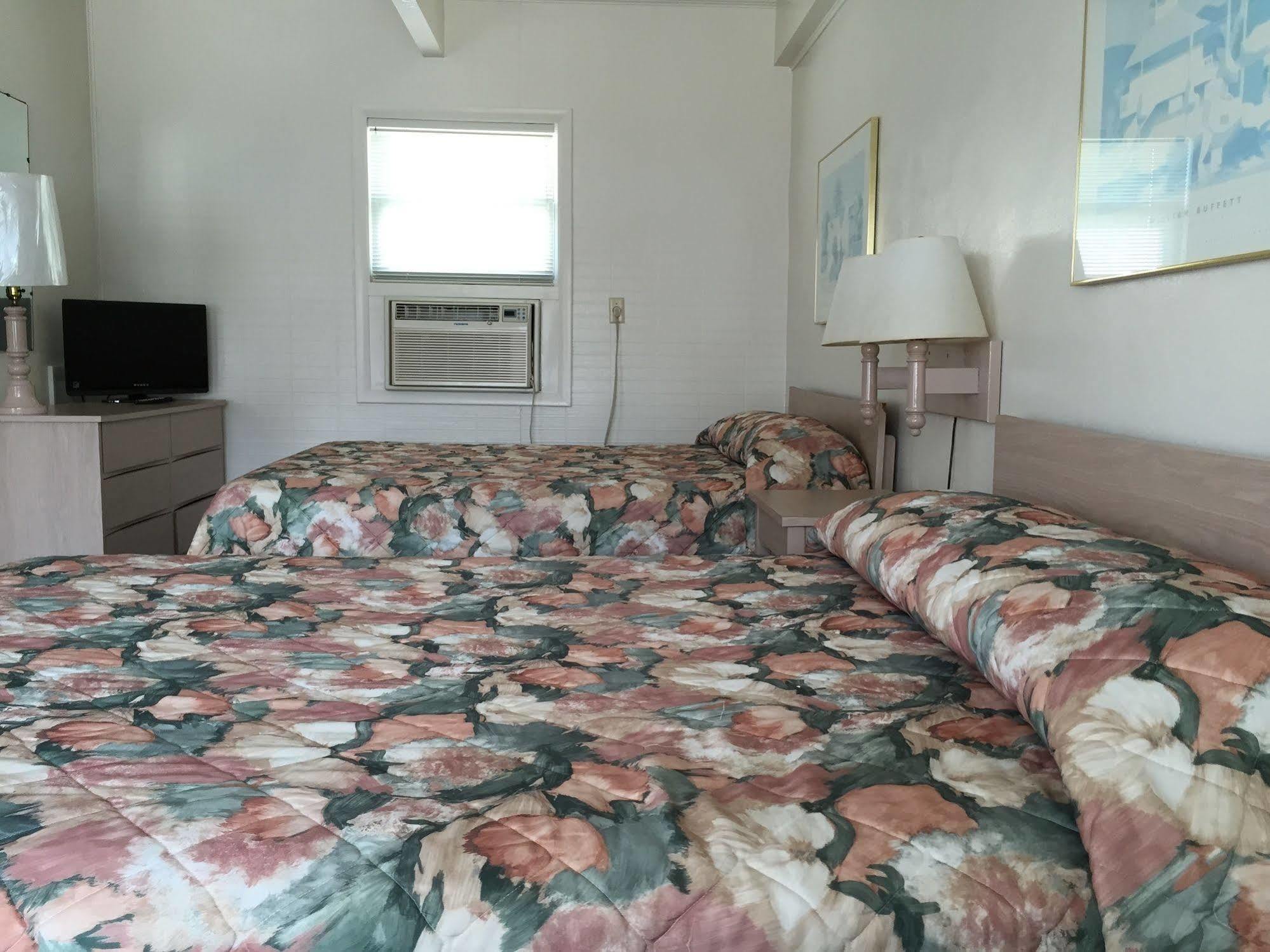 Fish Tales Boardwalk Inn & Ocean Mecca Motel Ocean City Extérieur photo