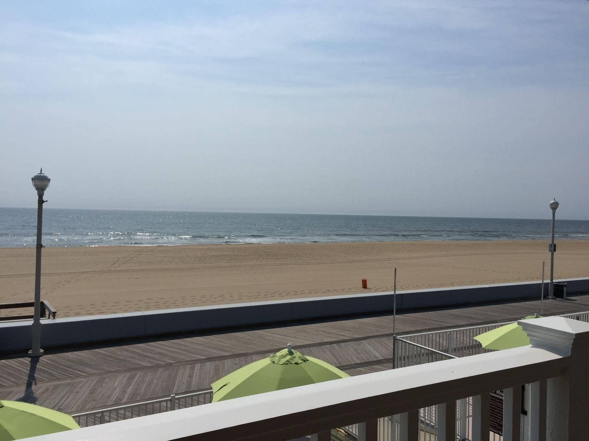 Fish Tales Boardwalk Inn & Ocean Mecca Motel Ocean City Extérieur photo