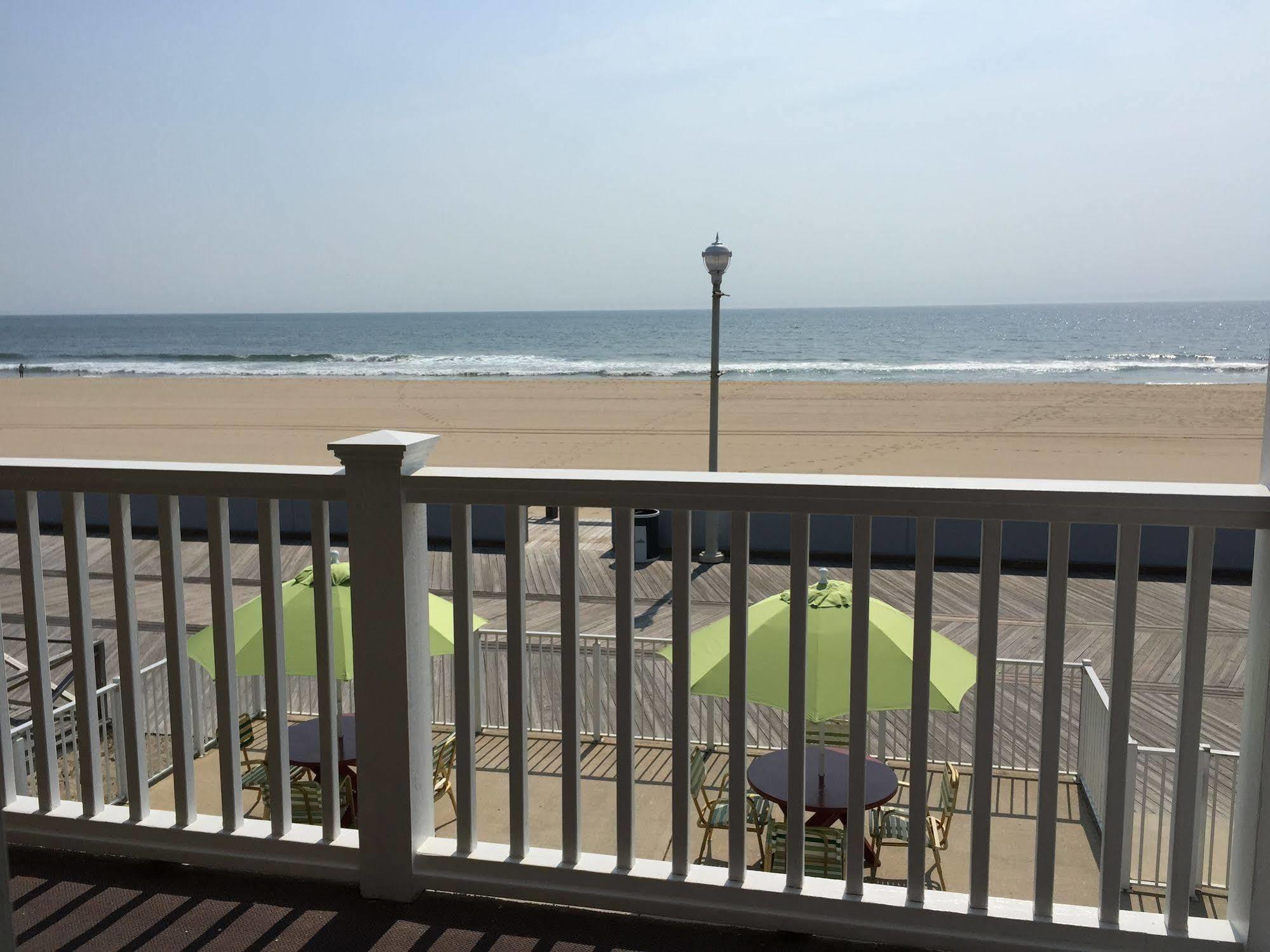 Fish Tales Boardwalk Inn & Ocean Mecca Motel Ocean City Extérieur photo